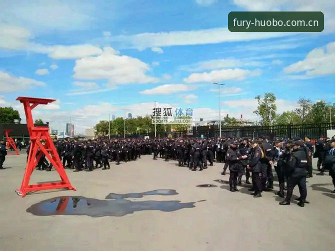 揭秘世界杯安保背后：英国警员锐减的真相与hb火博体育平台的创新视角